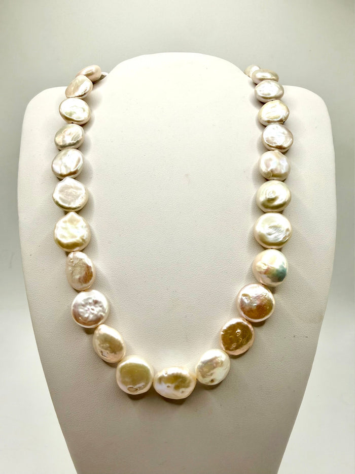 Coin Natural Pearl Necklace