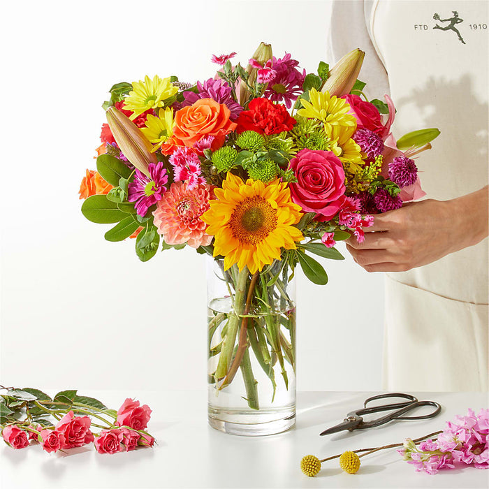 Cue the Confetti - A Florist Original – BUEHLER'S FLORAL, Wooster OH
