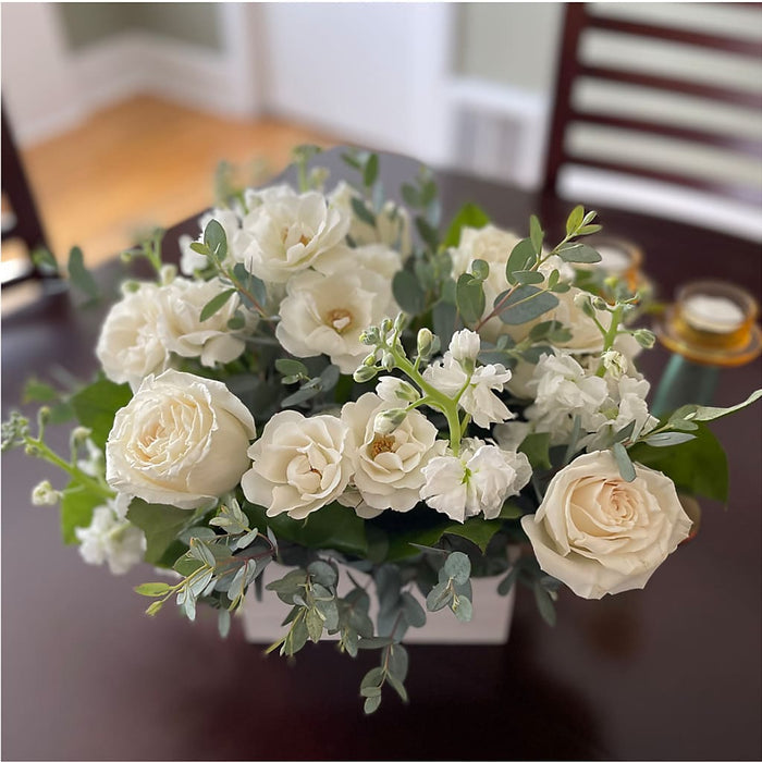 Fresh Linen Box Bouquet – BUEHLER'S FLORAL, Wooster OH