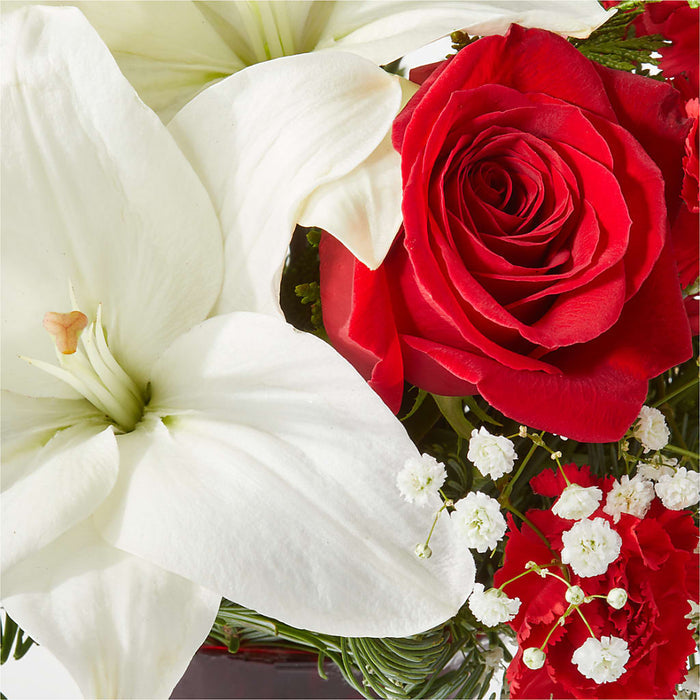 Holiday Season Bouquet – BUEHLER'S FLORAL, Wooster OH