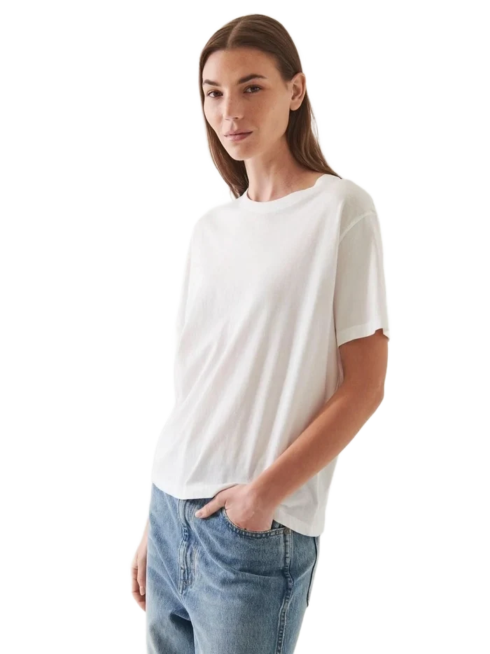 Iconic Boyfriend Crew - White