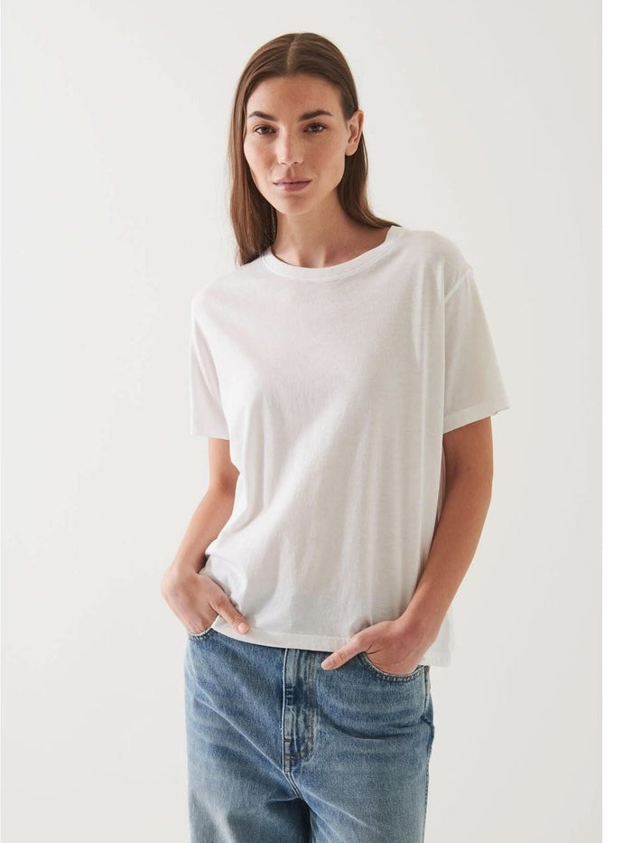 Iconic Boyfriend Crew - White
