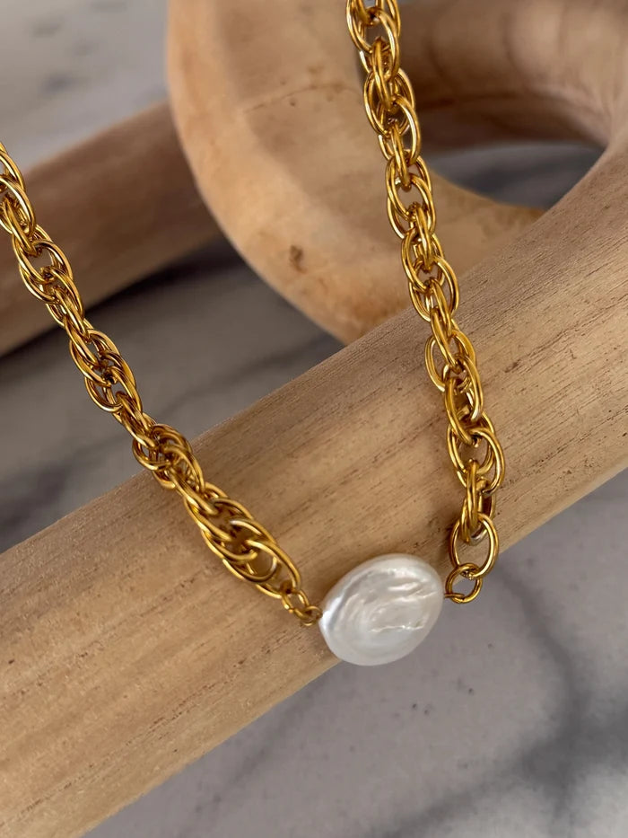 Mac Necklace