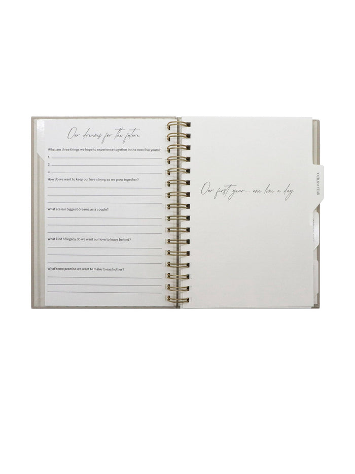 Newlywed One Line A Day Prompted Journal - Wedding