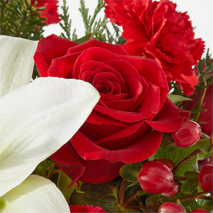 Oh So Jolly Bouquet – BUEHLER'S FLORAL, Wooster OH