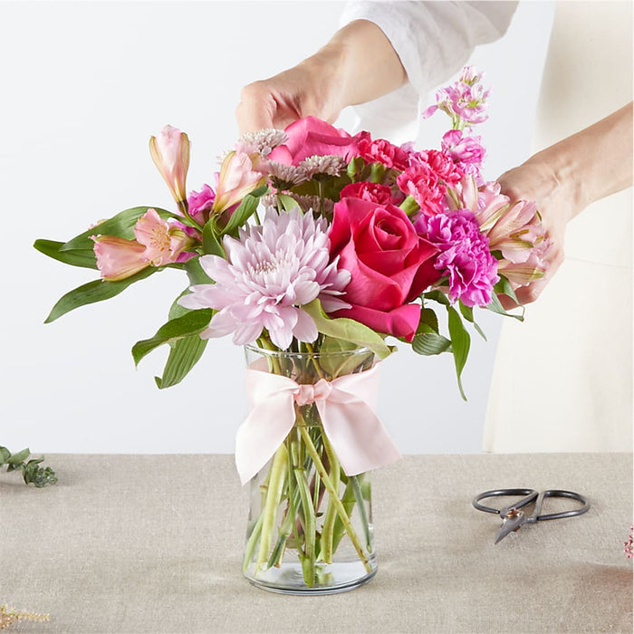 Pink Ribbon - A Florist Original – BUEHLER'S FLORAL, Wooster OH