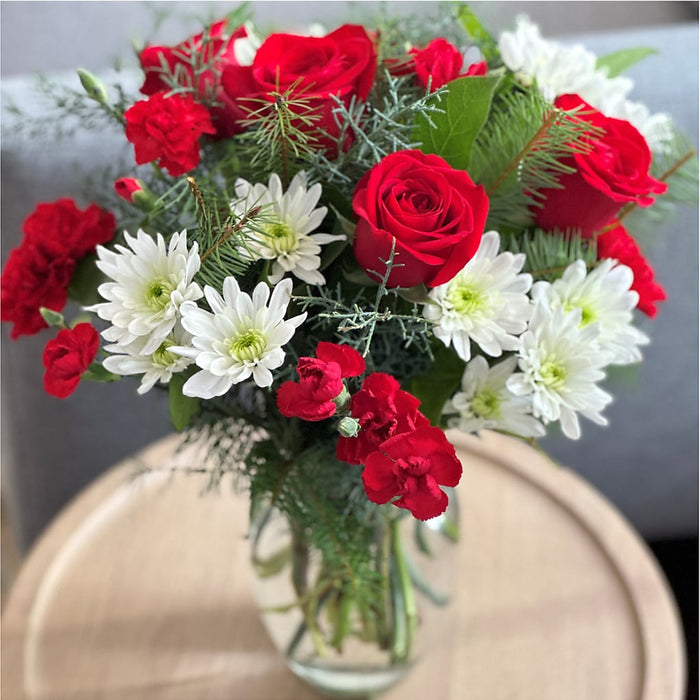 Seasonal Magic Bouquet – BUEHLER'S FLORAL, Wooster OH