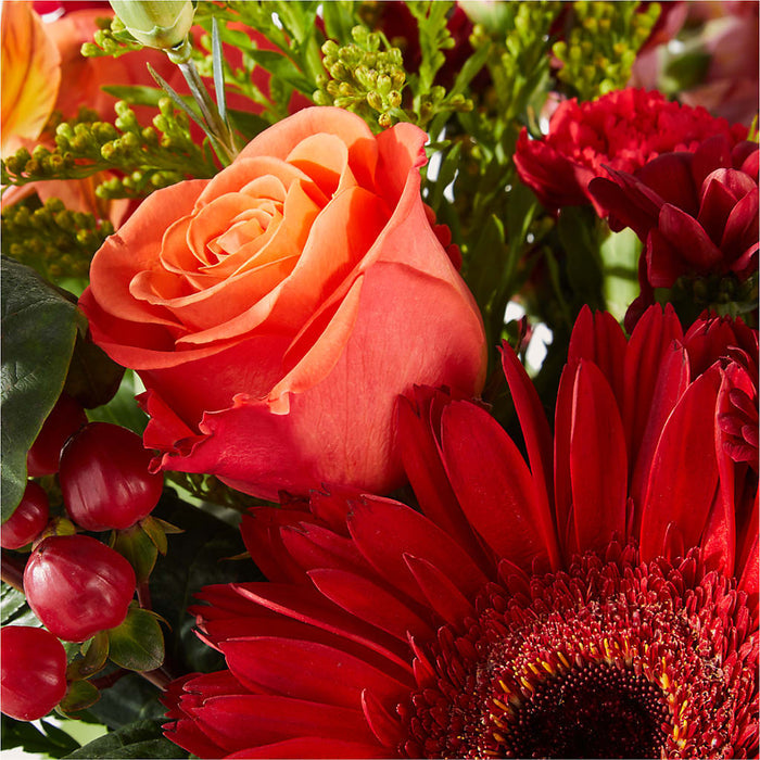 Sweater Season - A Florist Original – BUEHLER'S FLORAL, Wooster OH